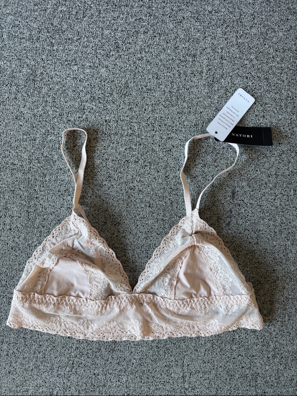 Natori Lace Triangle Bralette in Cameo Rose